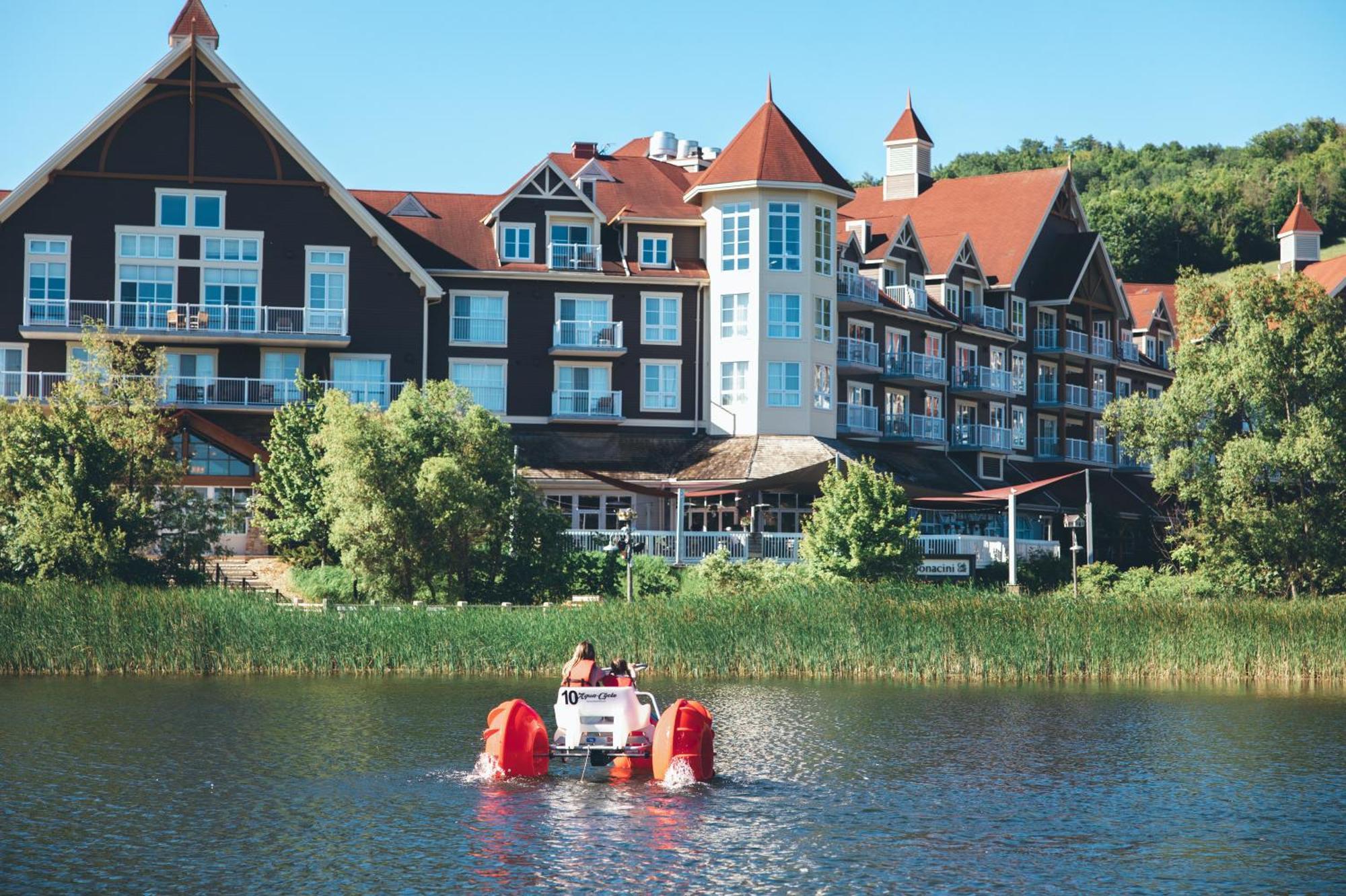 Blue Mountain Resort Mosaic Suites Blue Mountains Buitenkant foto